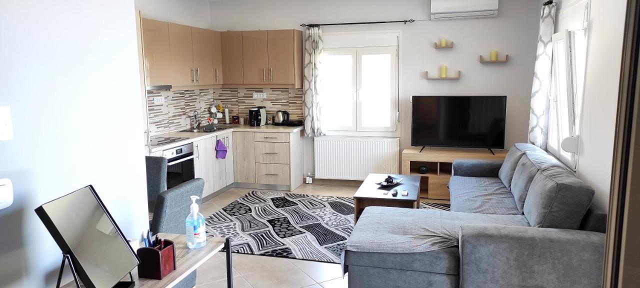شقة Spiros - Full Renovated House 2022 Mármaron المظهر الخارجي الصورة
