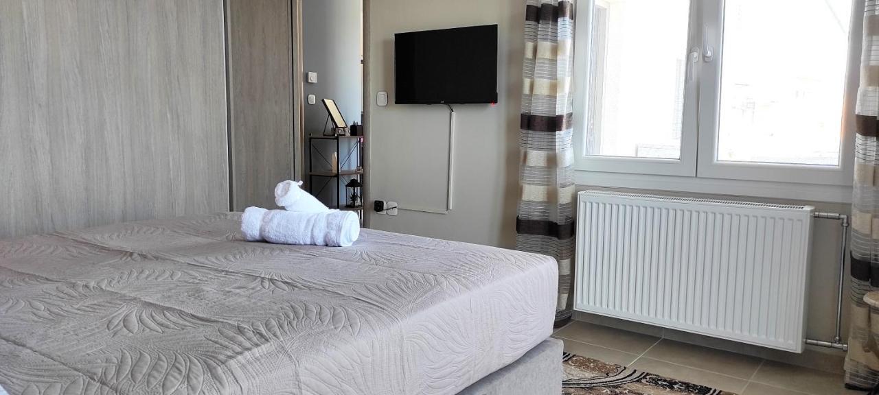شقة Spiros - Full Renovated House 2022 Mármaron المظهر الخارجي الصورة