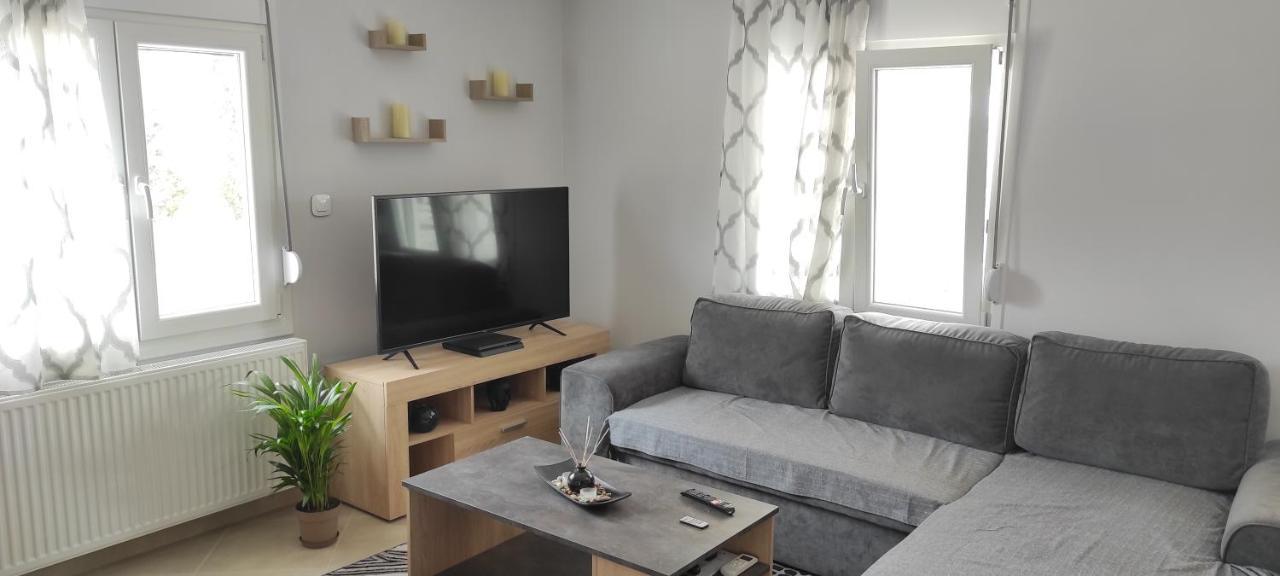 شقة Spiros - Full Renovated House 2022 Mármaron المظهر الخارجي الصورة